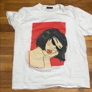 Graphic tee